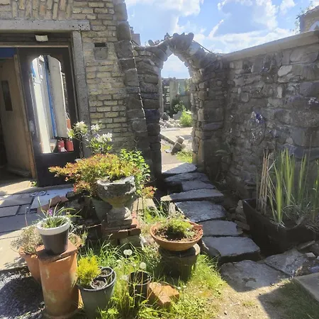 Small Bohemian Loft In *